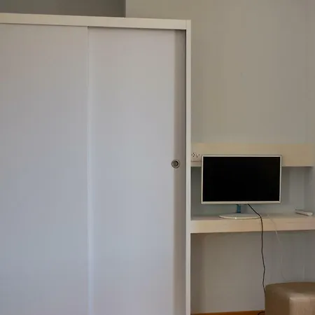 Magnificent Studio By The Lake - Sulpice Апартаменты Сен-Сюльпис