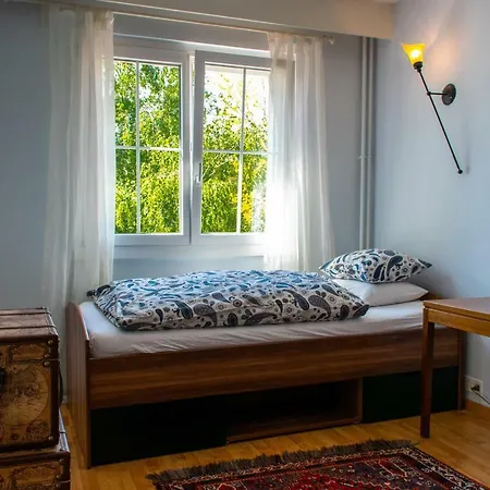 Magnificent Studio By The Lake - Sulpice Апартаменты *